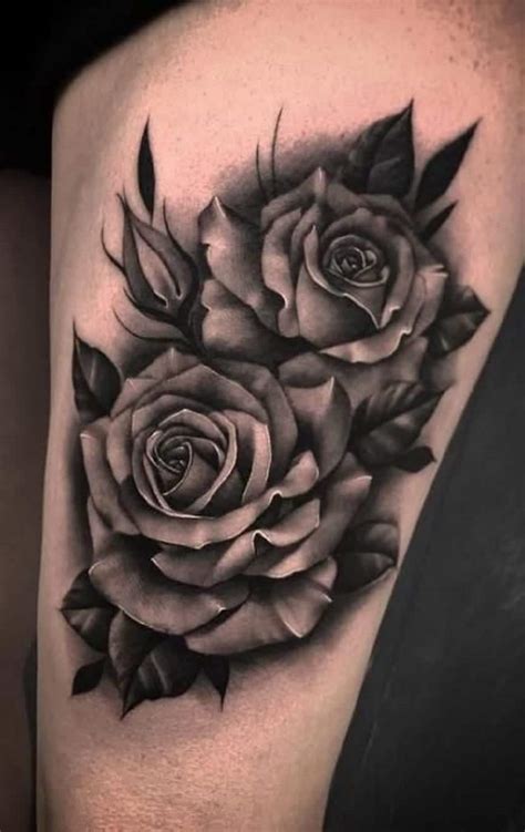 rosa negra tatoo|Tatuajes de rosas negras: significado y recopilación de diseños